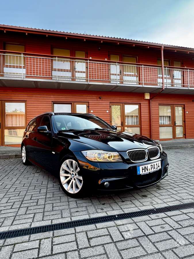BMW 320, 2.0 l., wagon
