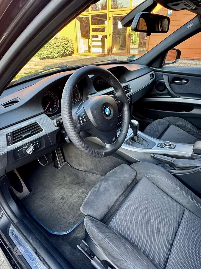 BMW 320, 2.0 l., wagon