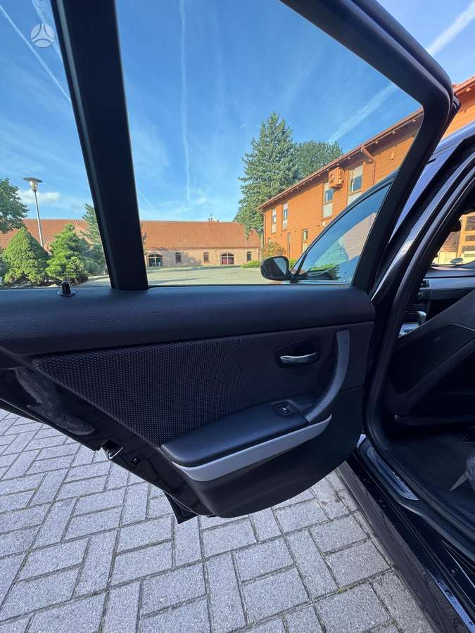BMW 320, 2.0 l., wagon