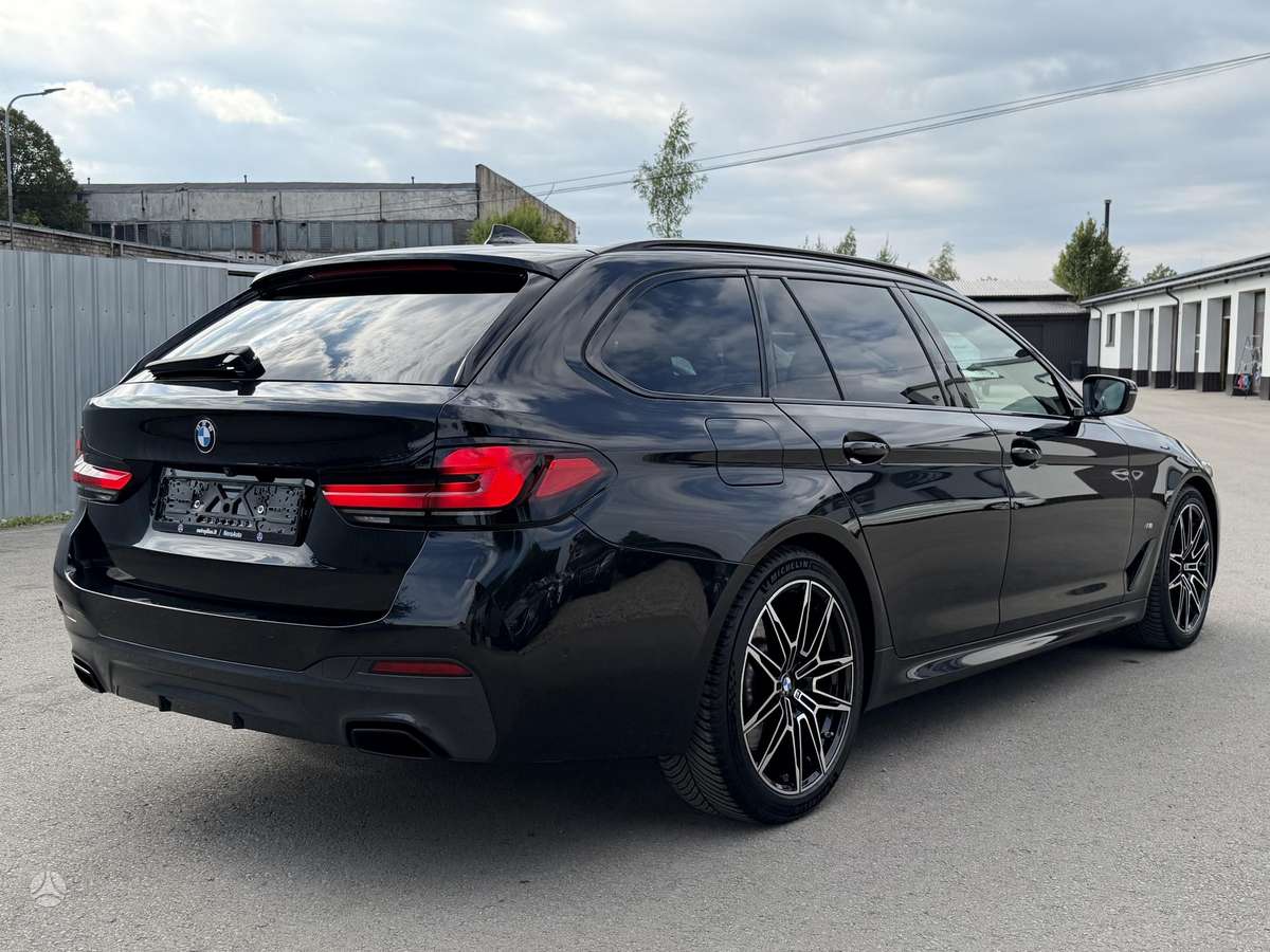 BMW 530, Универсал