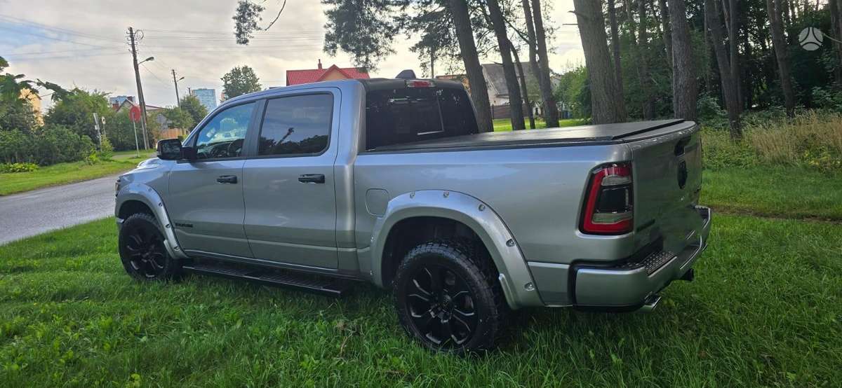 Dodge Ram - 4
