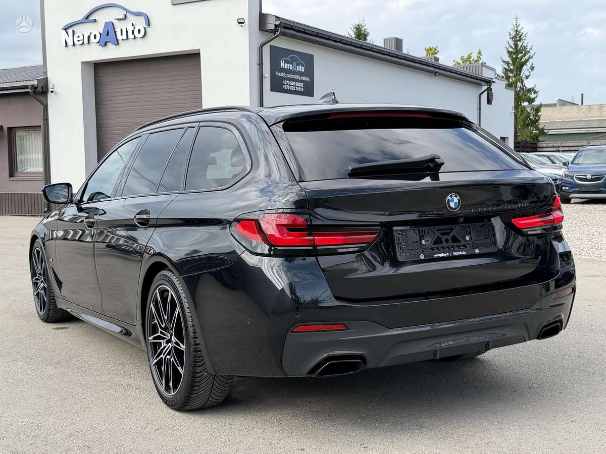 BMW 530, wagon