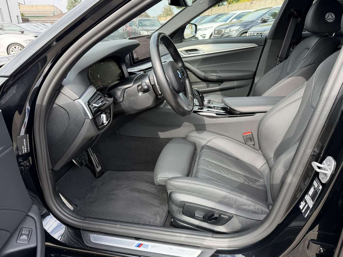 BMW 530, Универсал