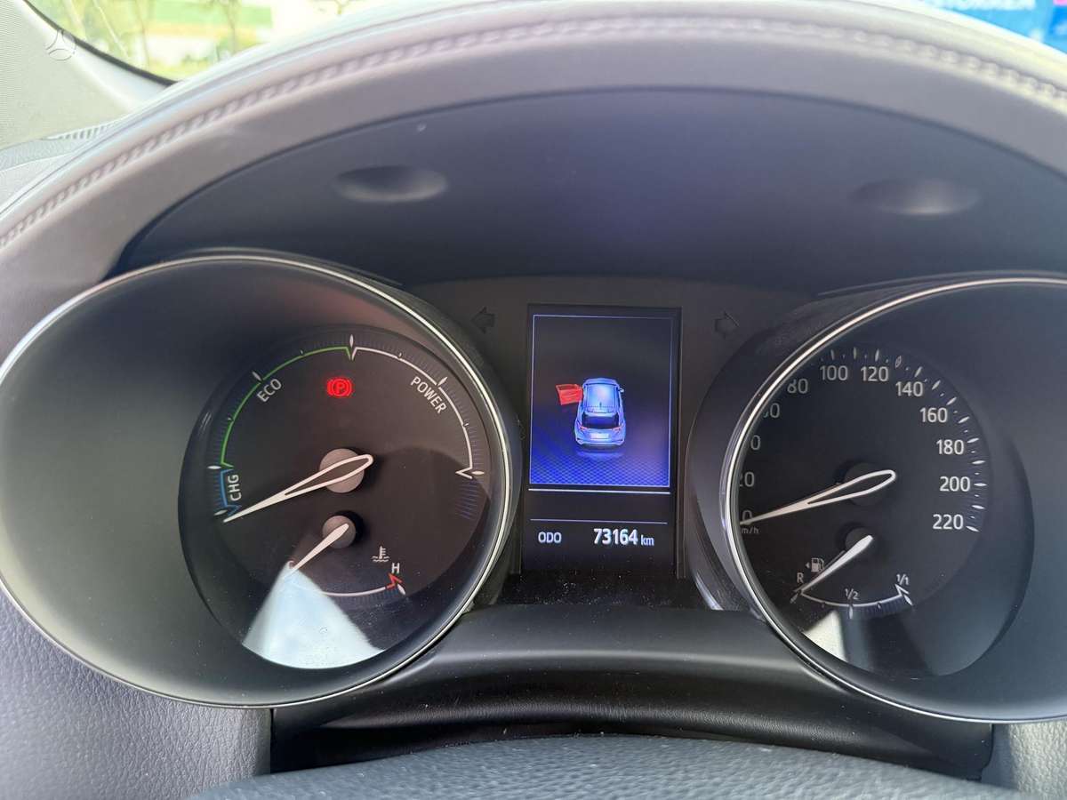 Toyota C-HR - 9
