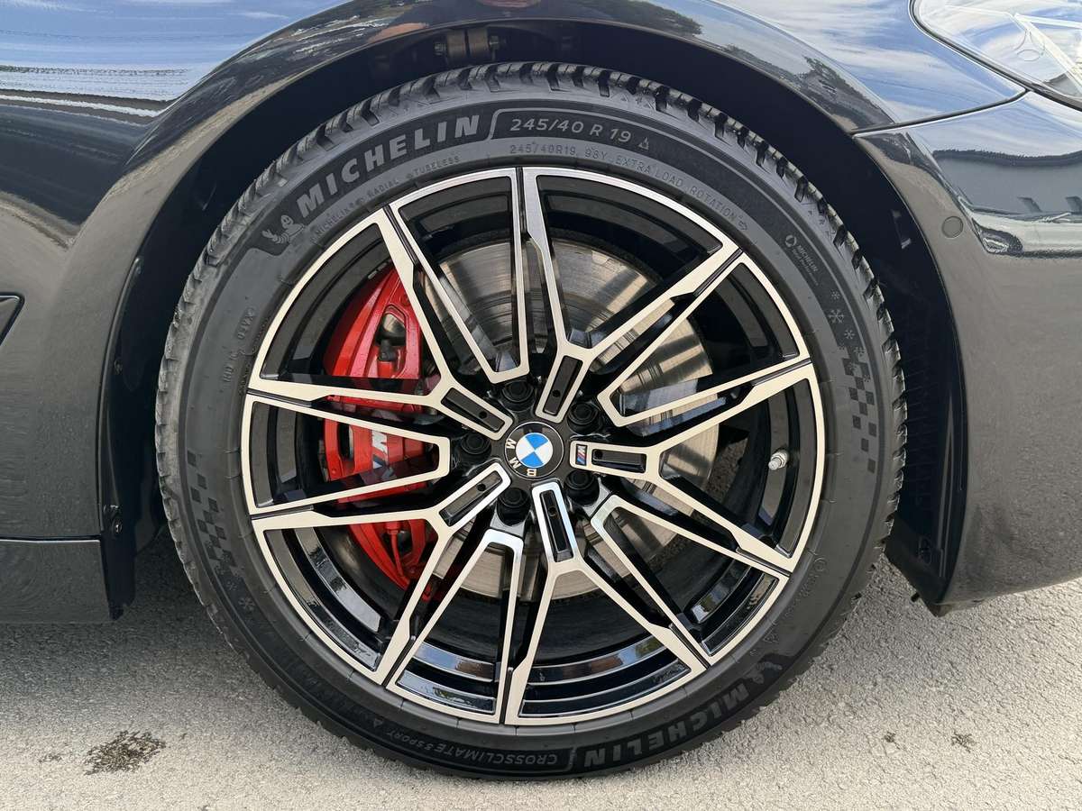 BMW 530, Универсал