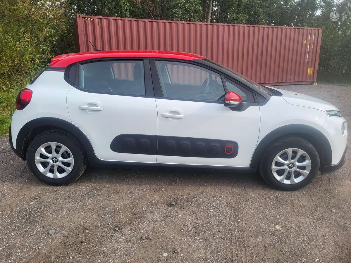 Citroen C1, 1.2 l., Хэтчбек