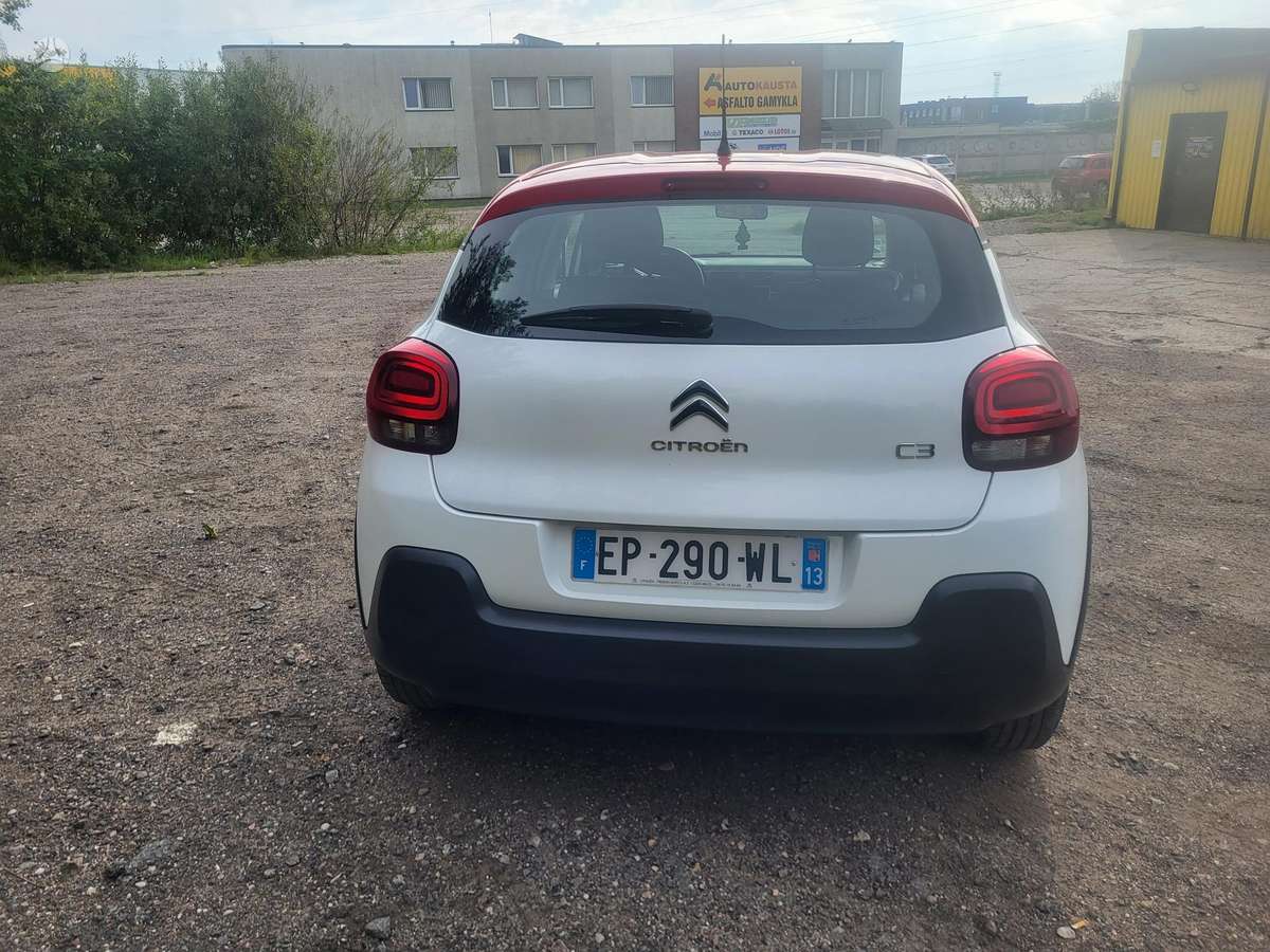 Citroen C1, 1.2 l., Хэтчбек