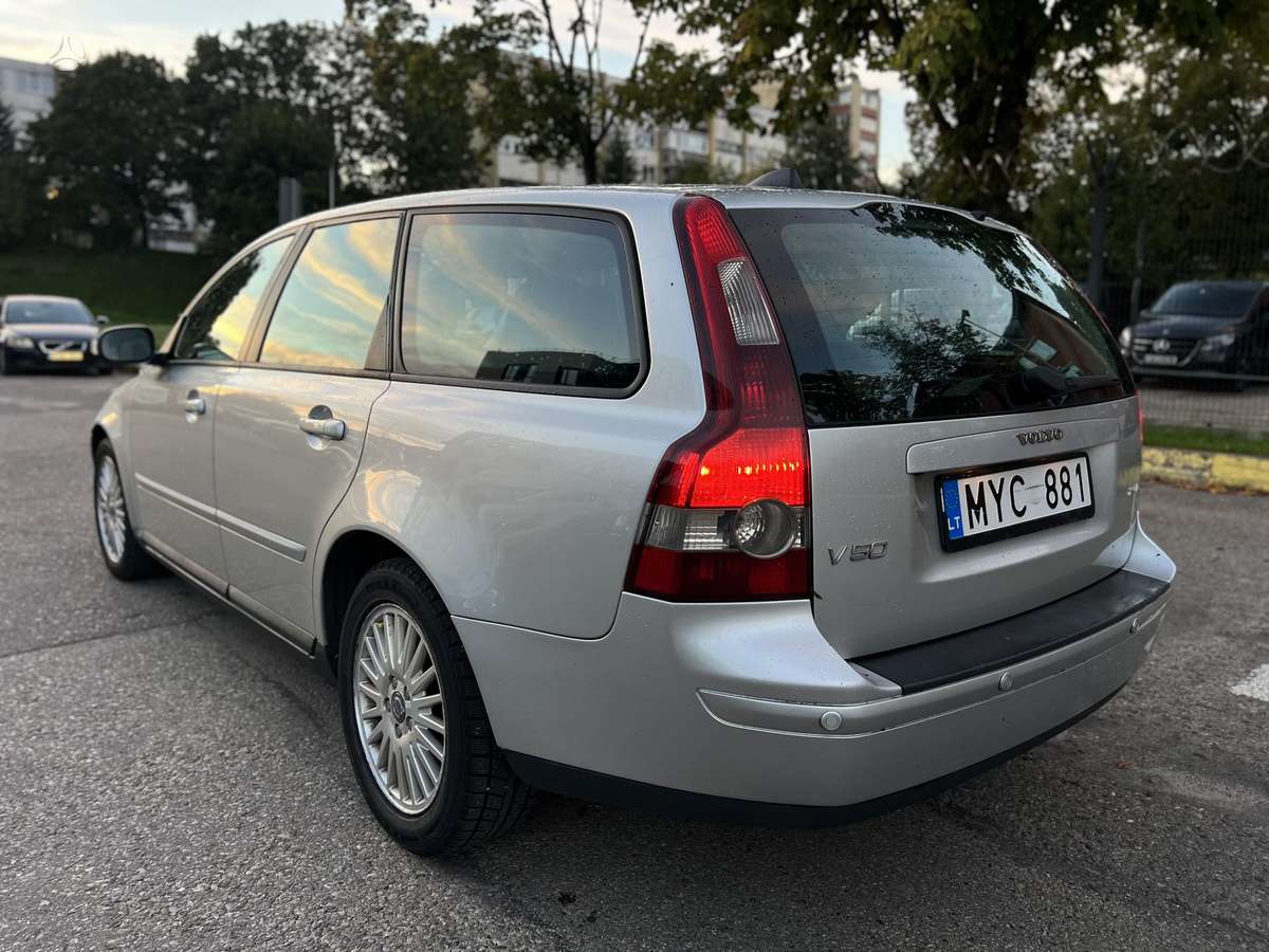 Volvo V50, 2.0 l., wagon