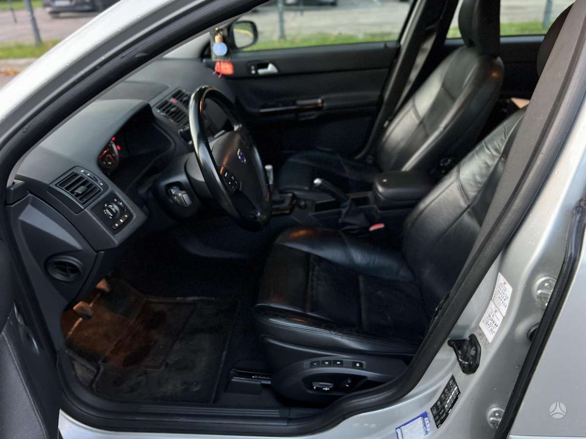 Volvo V50, 2.0 l., wagon
