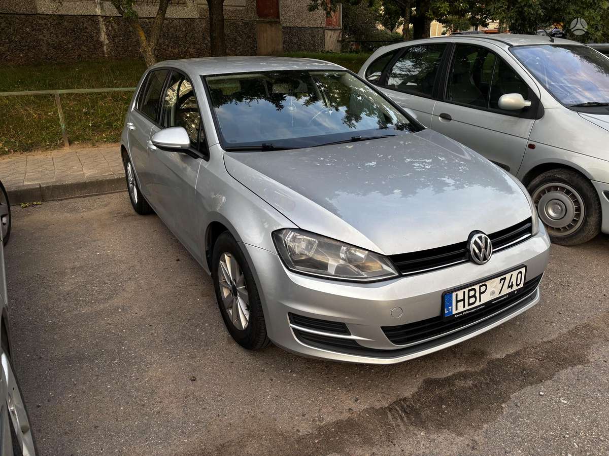 Volkswagen Golf - 3