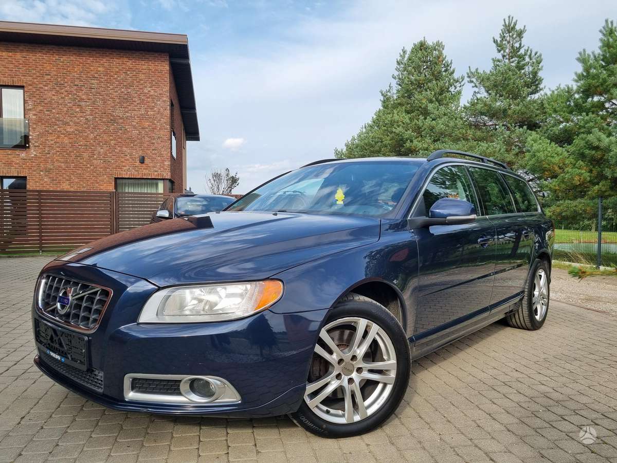 Volvo V70, 2.0 l., Универсал
