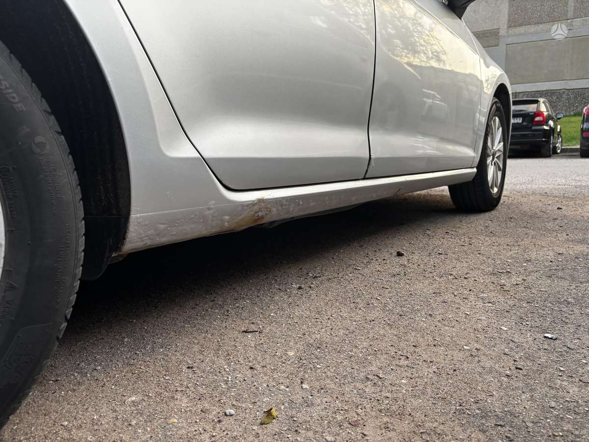 Volkswagen Golf - 7