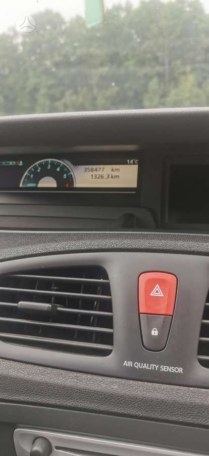 Renault Scenic - 1