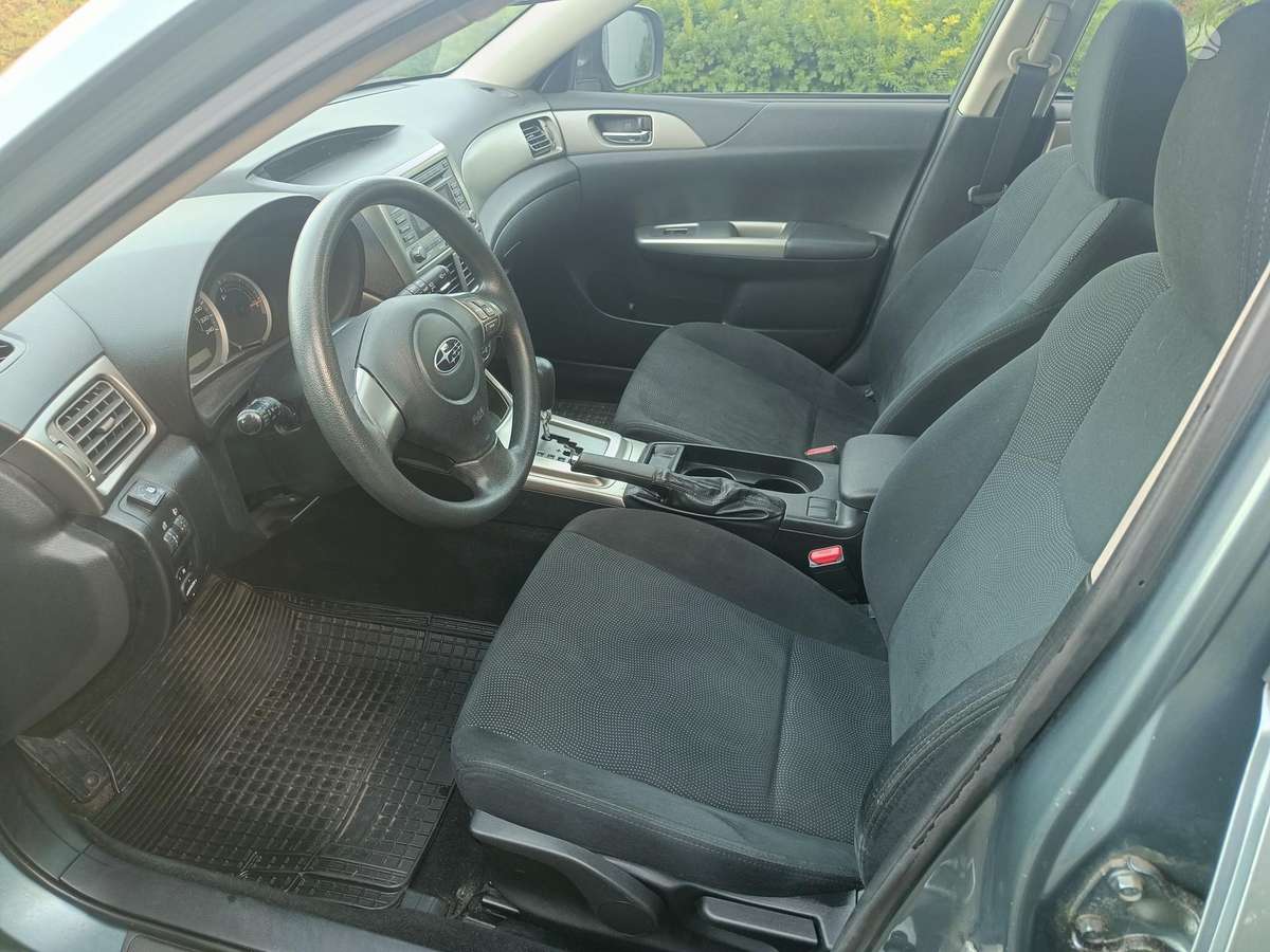 Subaru Impreza, Хэтчбек
