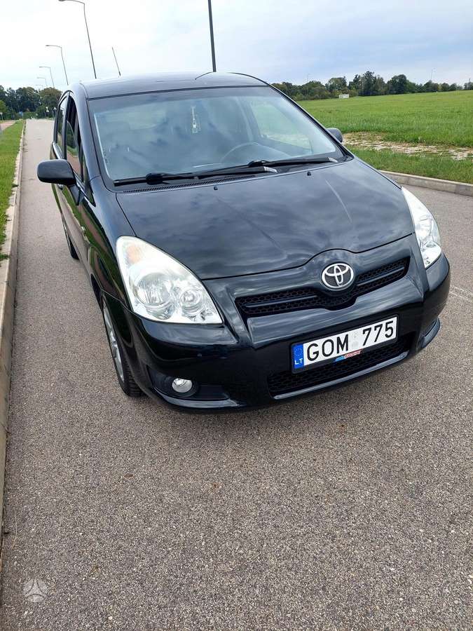 Toyota Corolla Verso - 6