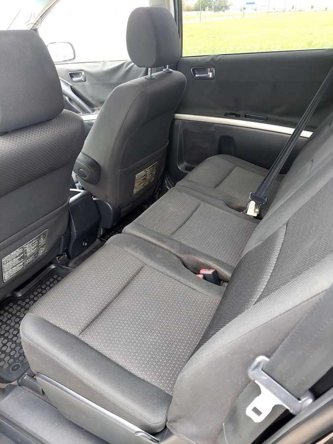 Toyota Corolla Verso - 7