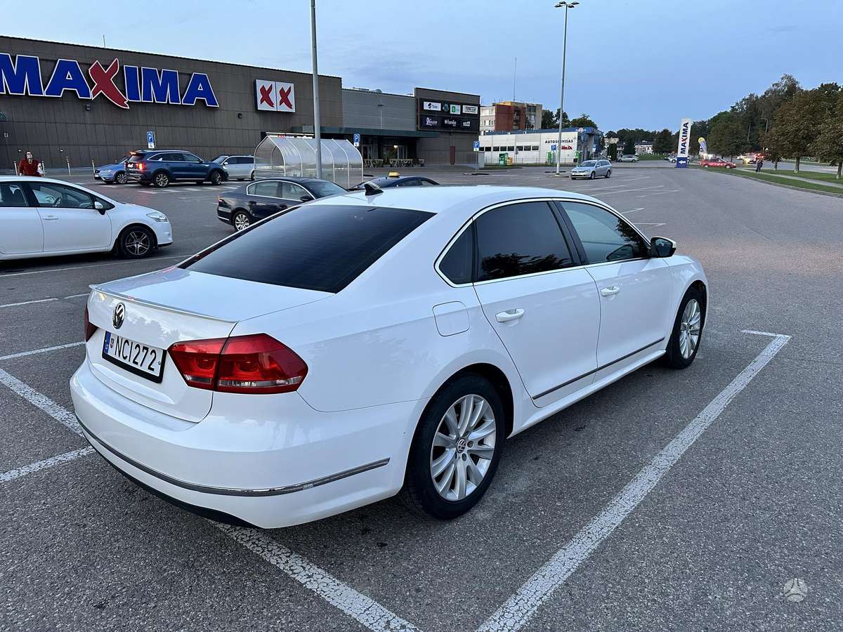 Volkswagen Passat - 5