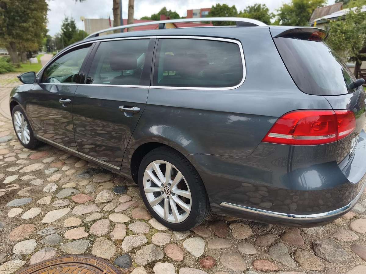 Volkswagen Passat - 3
