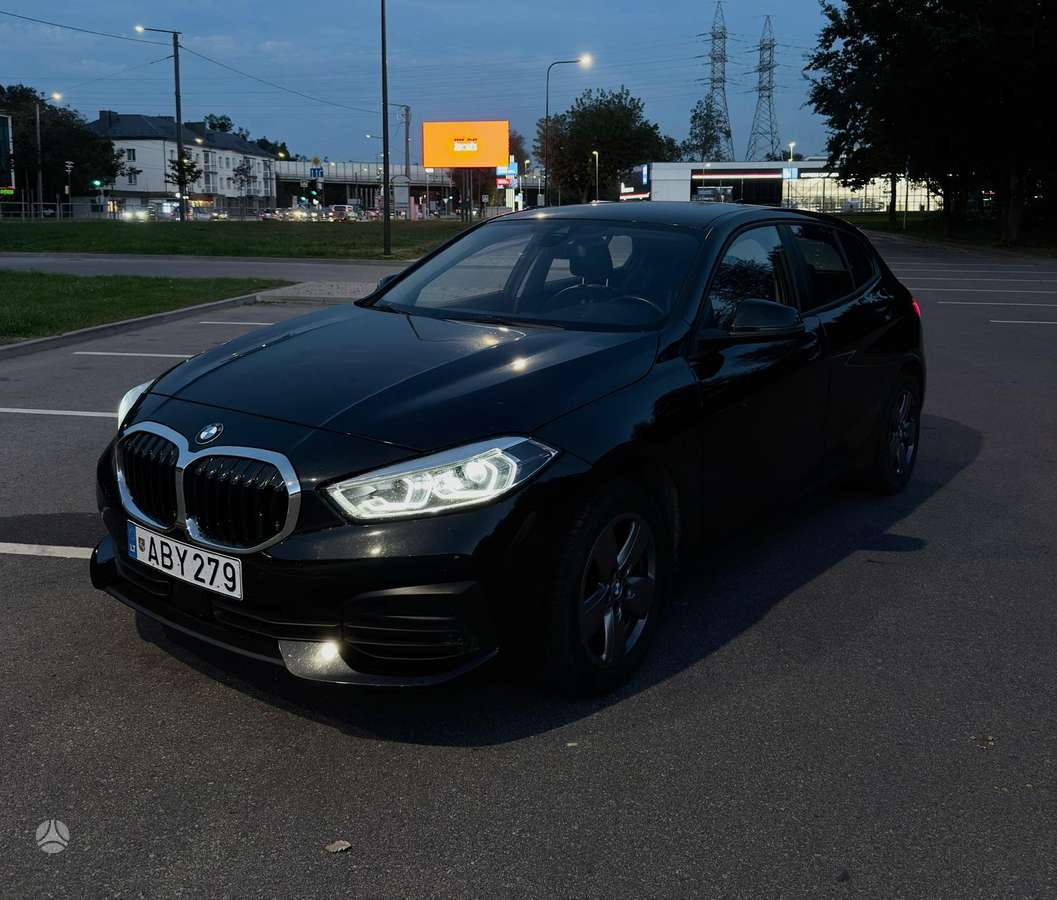 BMW 116, 1.5 l., hatchback
