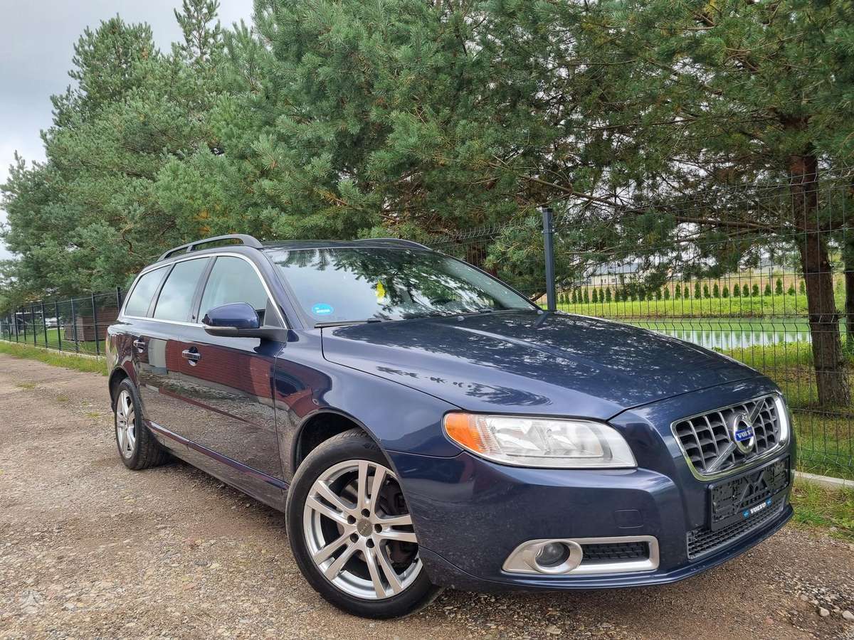 Volvo V70, 2.0 l., Универсал