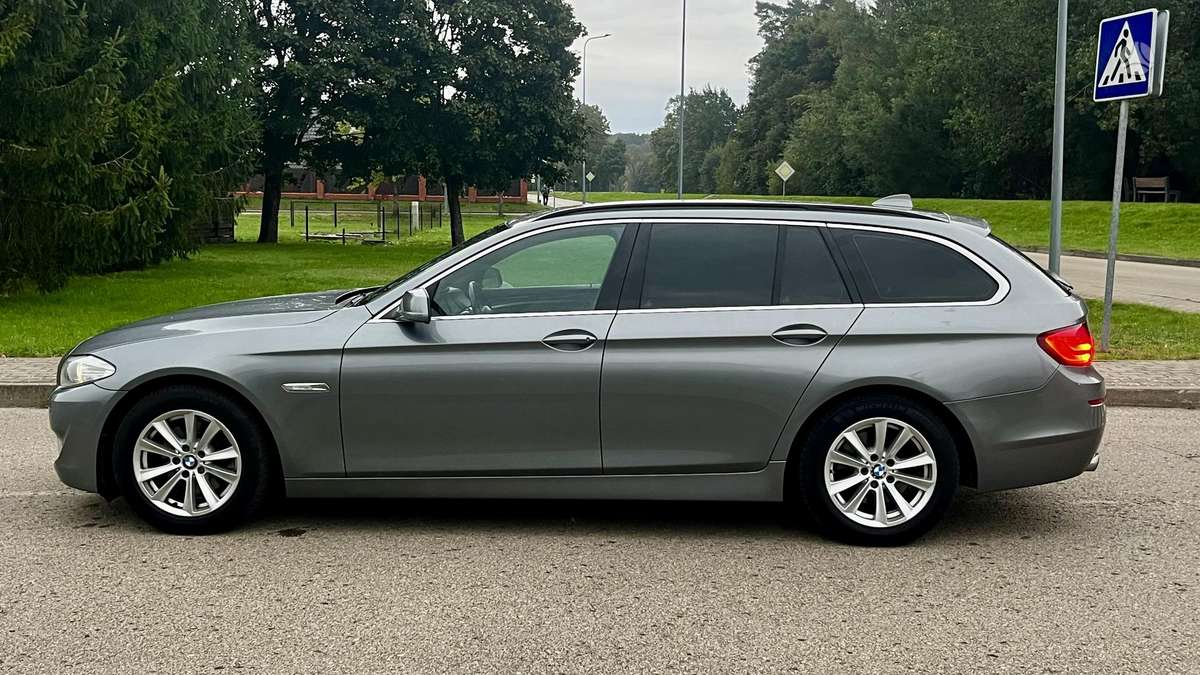 BMW 520, 2.0 l., Универсал