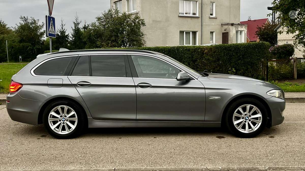 BMW 520, 2.0 l., wagon