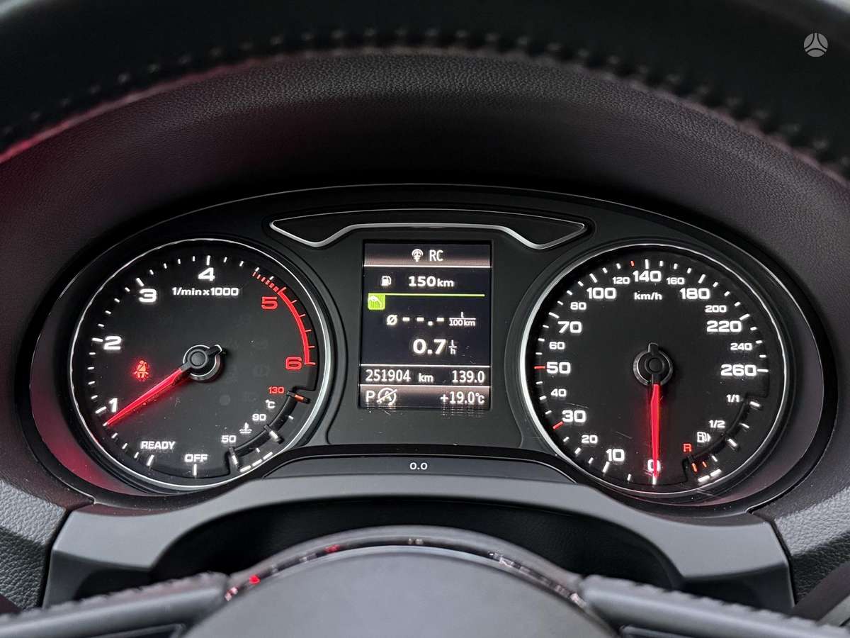 Audi A3, 2.0 l., saloon / sedan