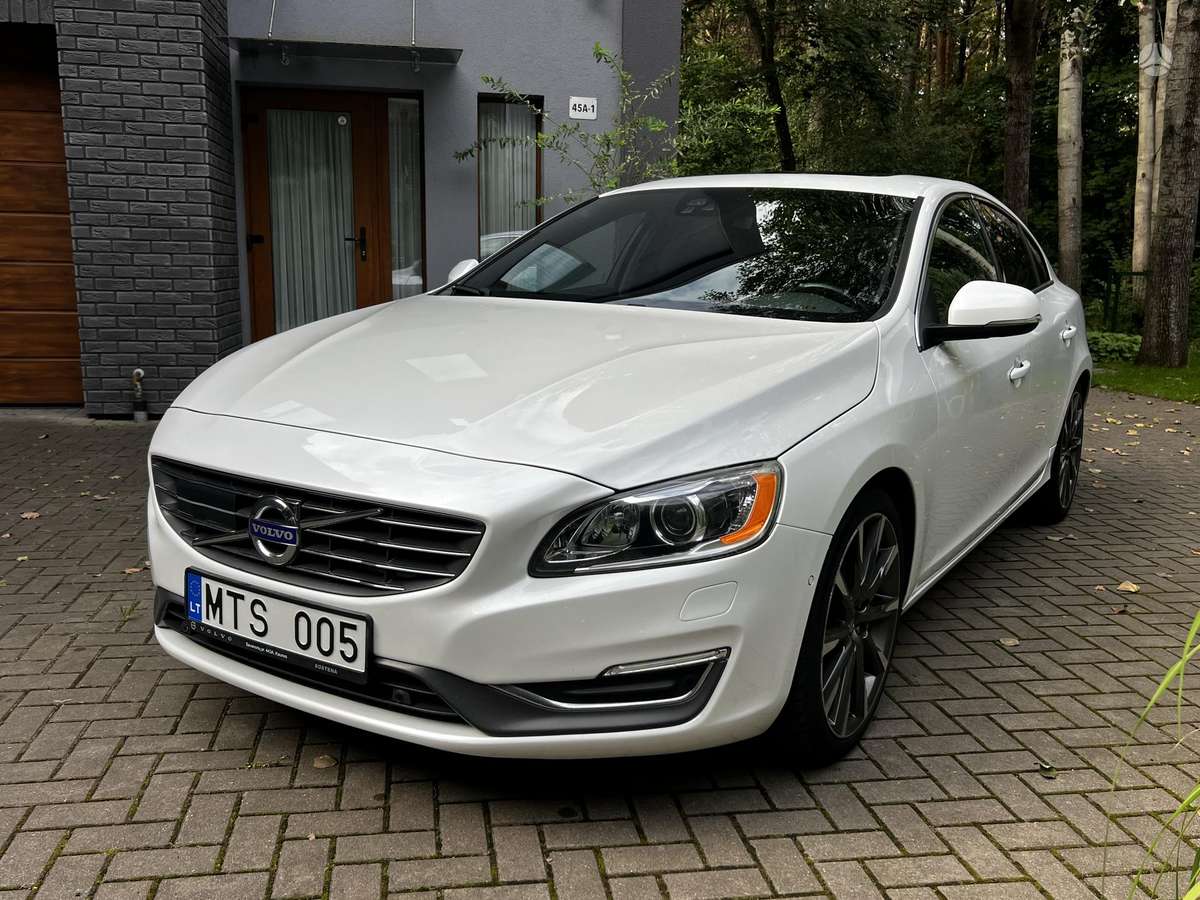 Volvo S60 - 3
