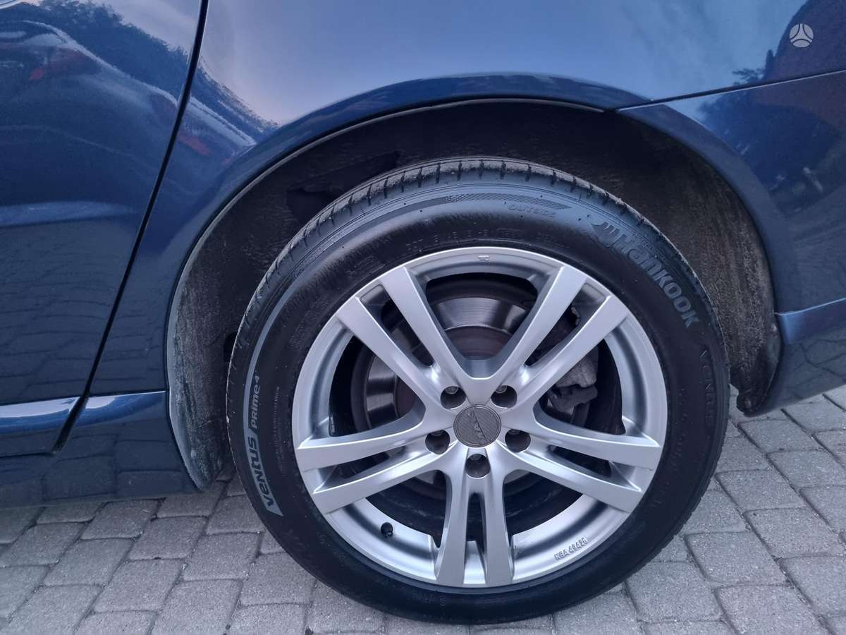 Volvo V70, 2.0 l., Универсал