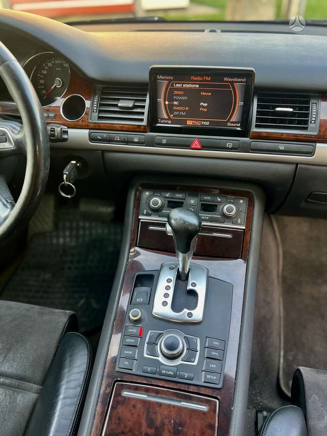 Audi A8, 3.0 l., Седан