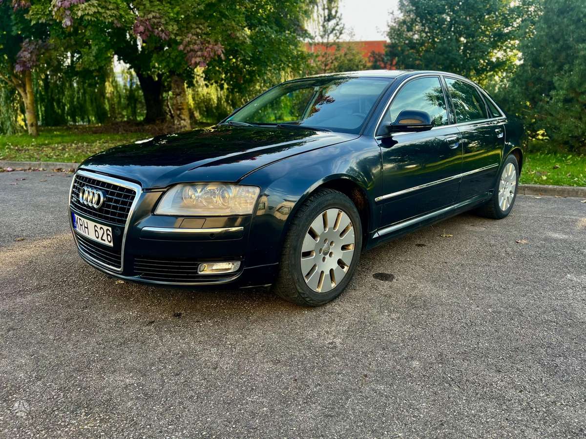 Audi A8, 3.0 l., Седан