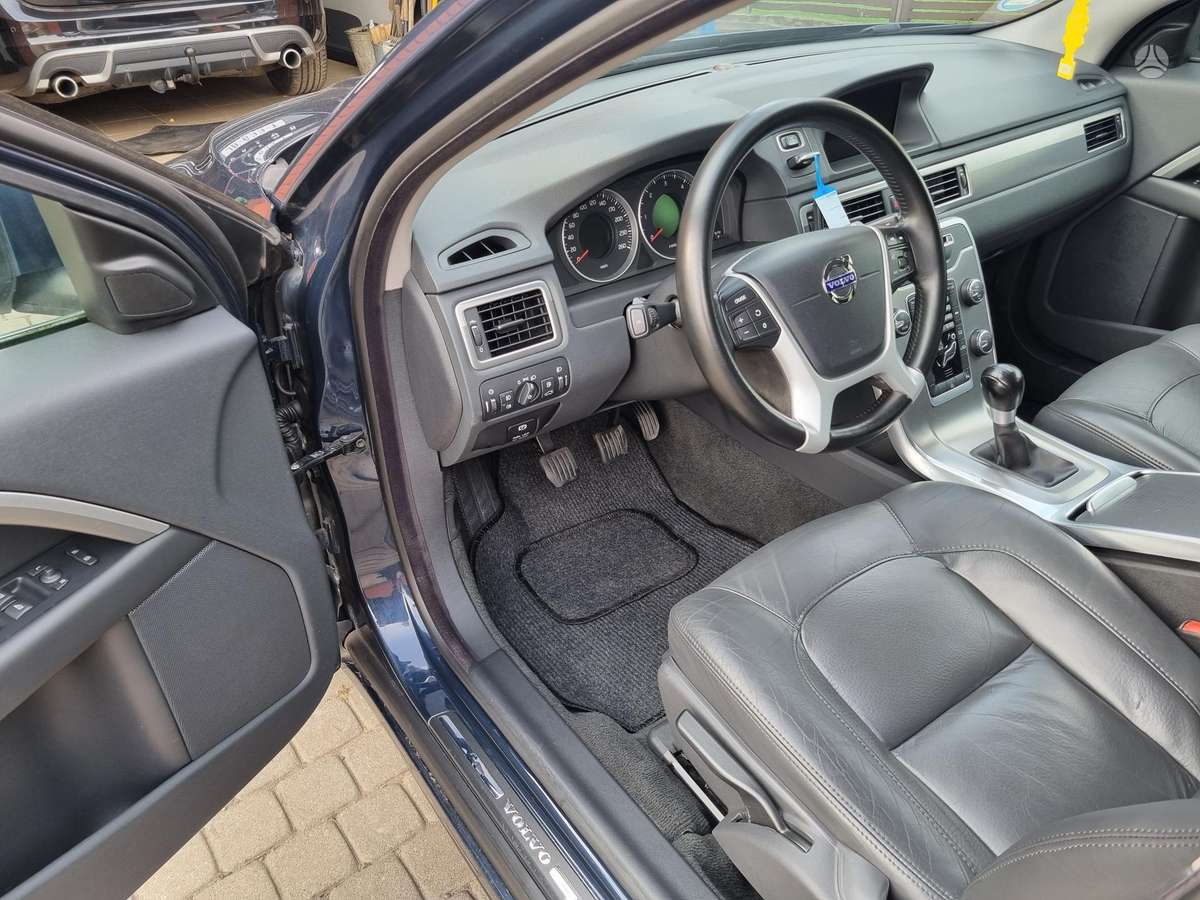 Volvo V70, 2.0 l., Универсал