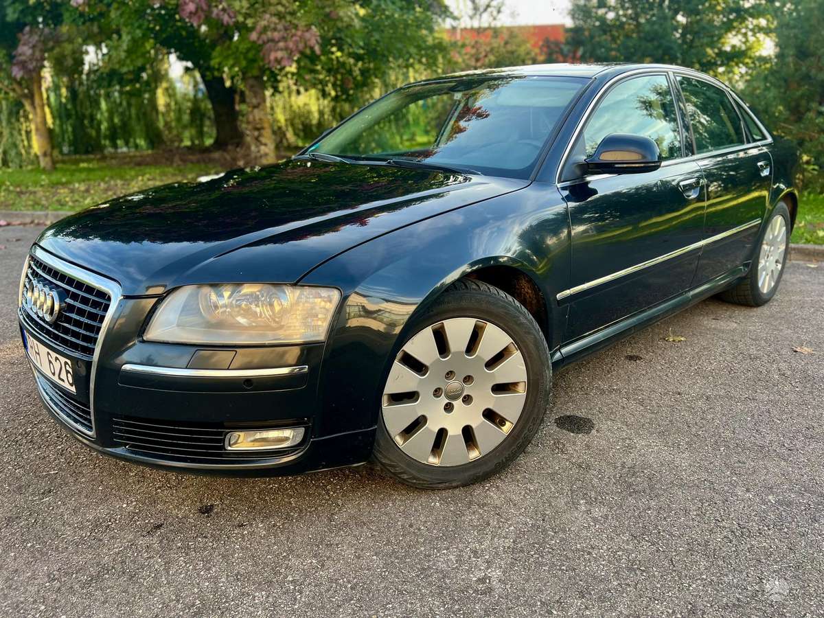 Audi A8, 3.0 l., Седан