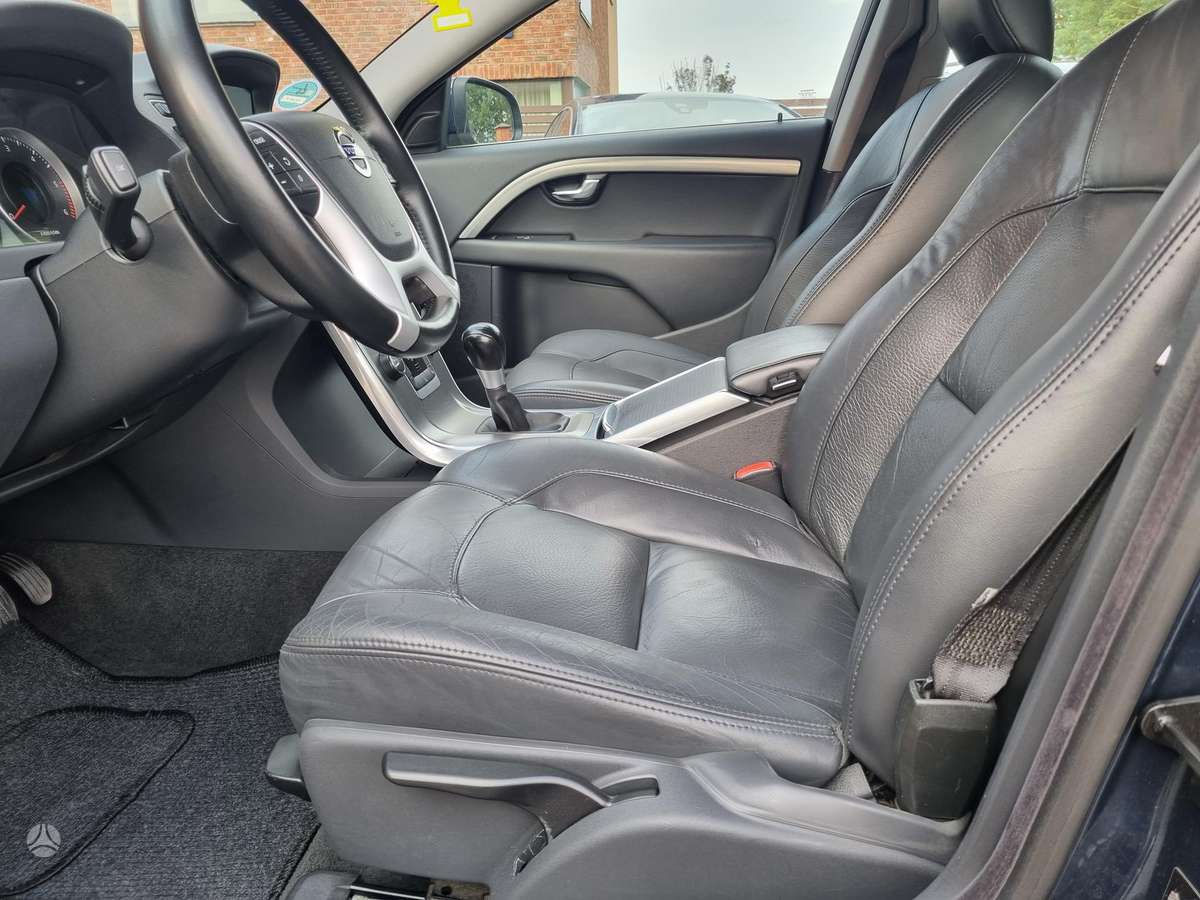 Volvo V70, 2.0 l., wagon
