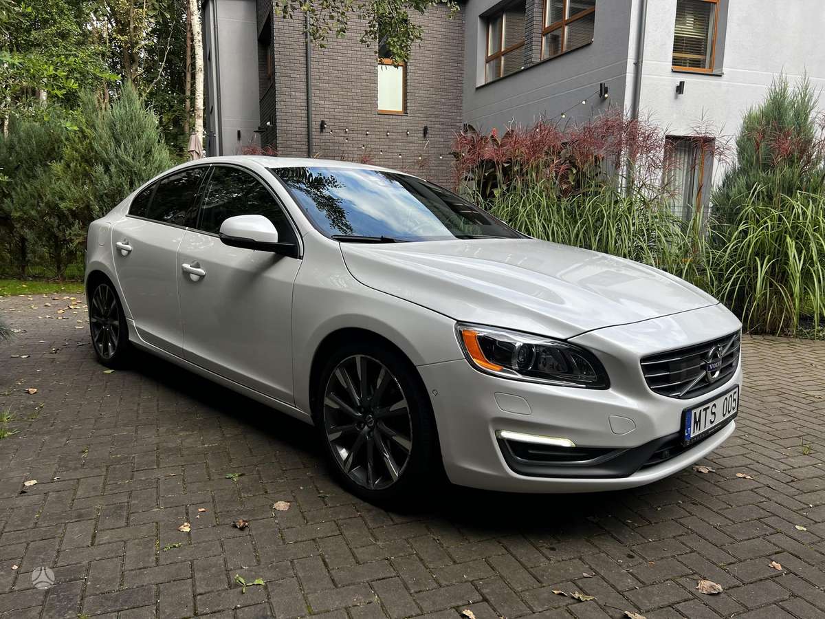 Volvo S60 - 8