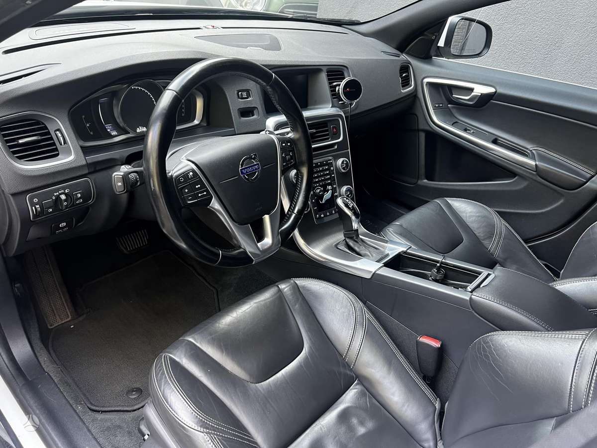 Volvo S60 - 12