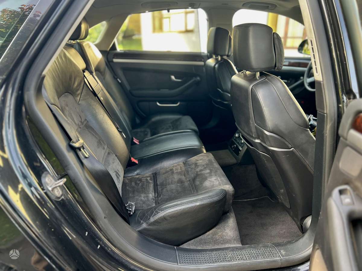Audi A8, 3.0 l., Седан