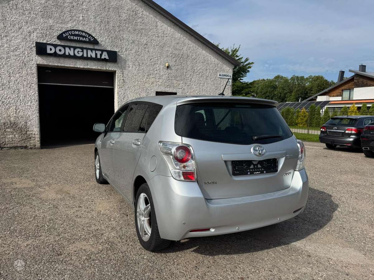 Toyota Verso - 6