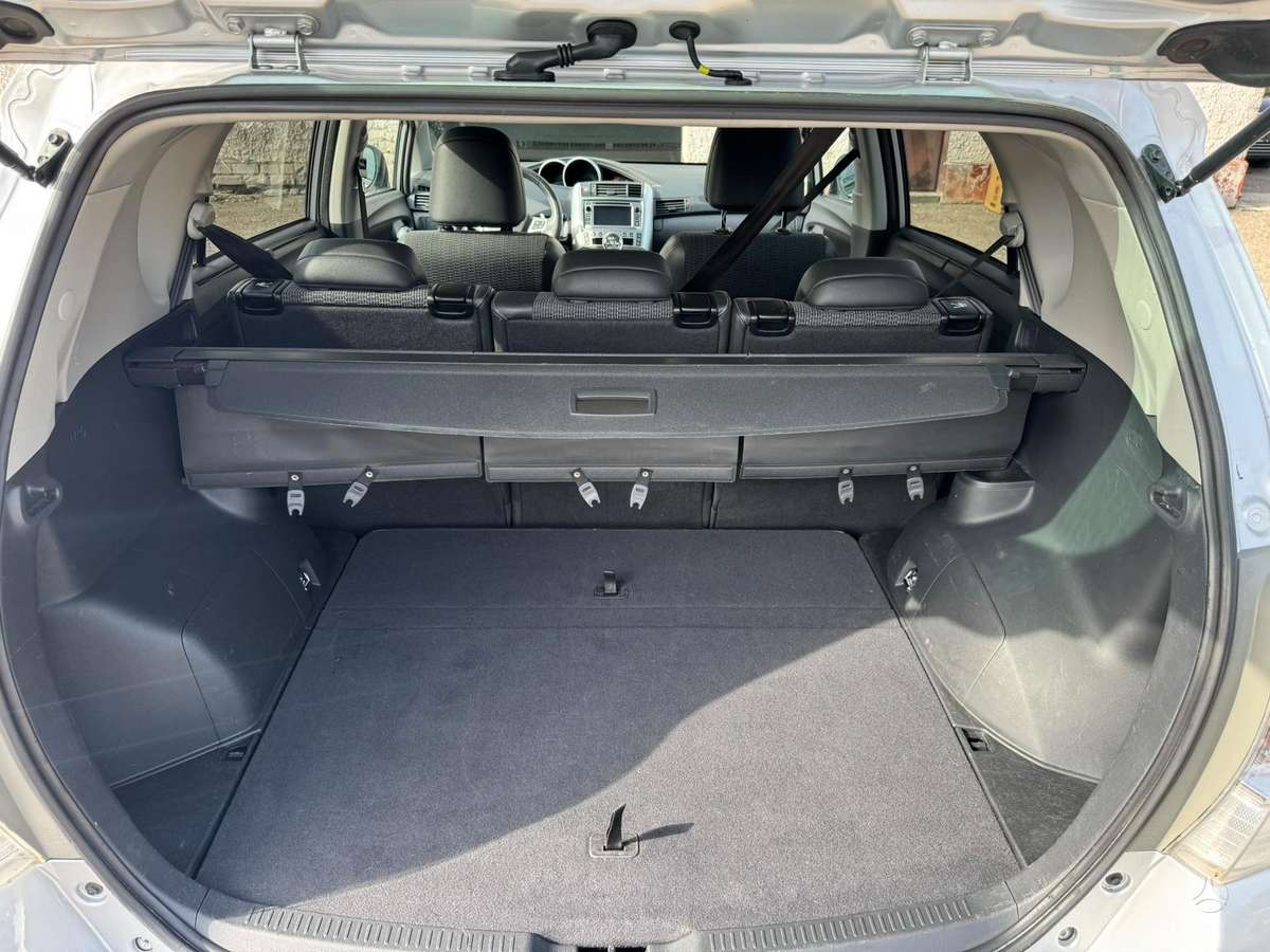 Toyota Verso - 7