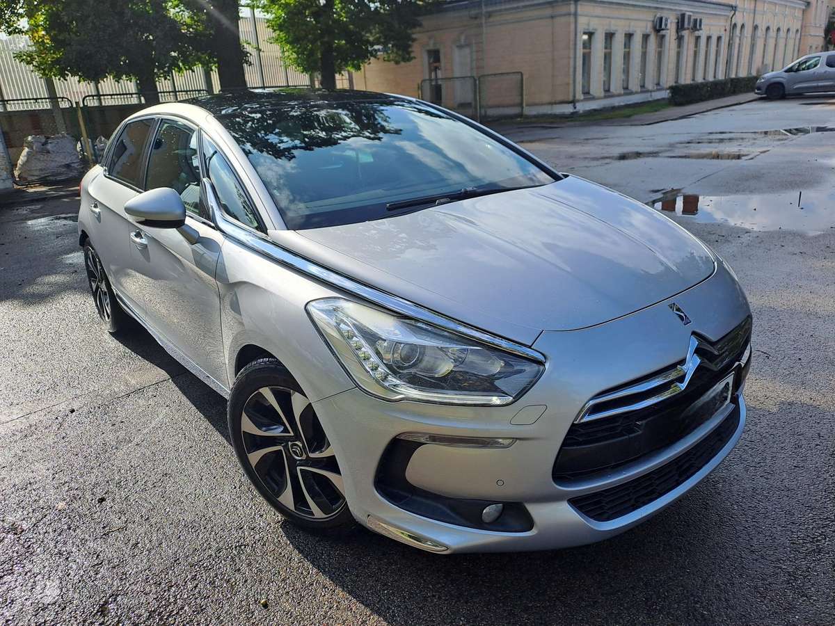 Citroën DS5 - 1
