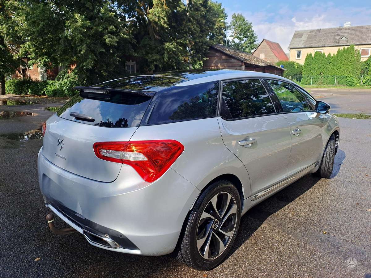 Citroën DS5 - 3