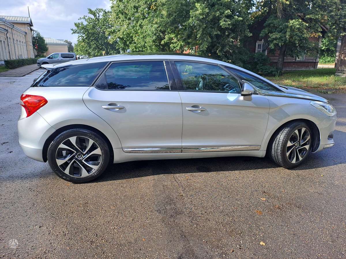 Citroën DS5 - 10