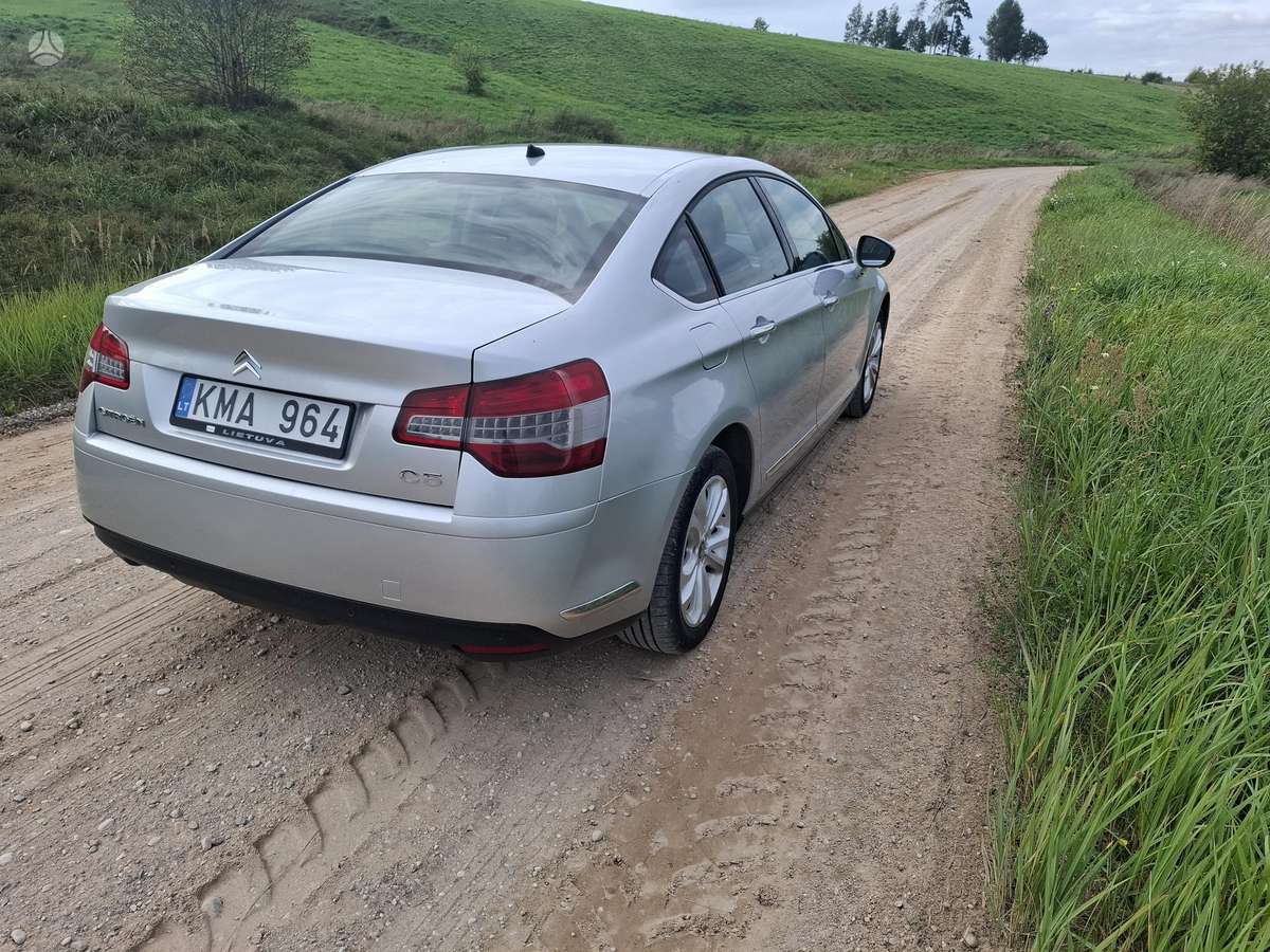 Citroen C5, 1.6 l., Седан
