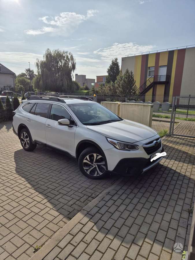 Subaru Outback - 1