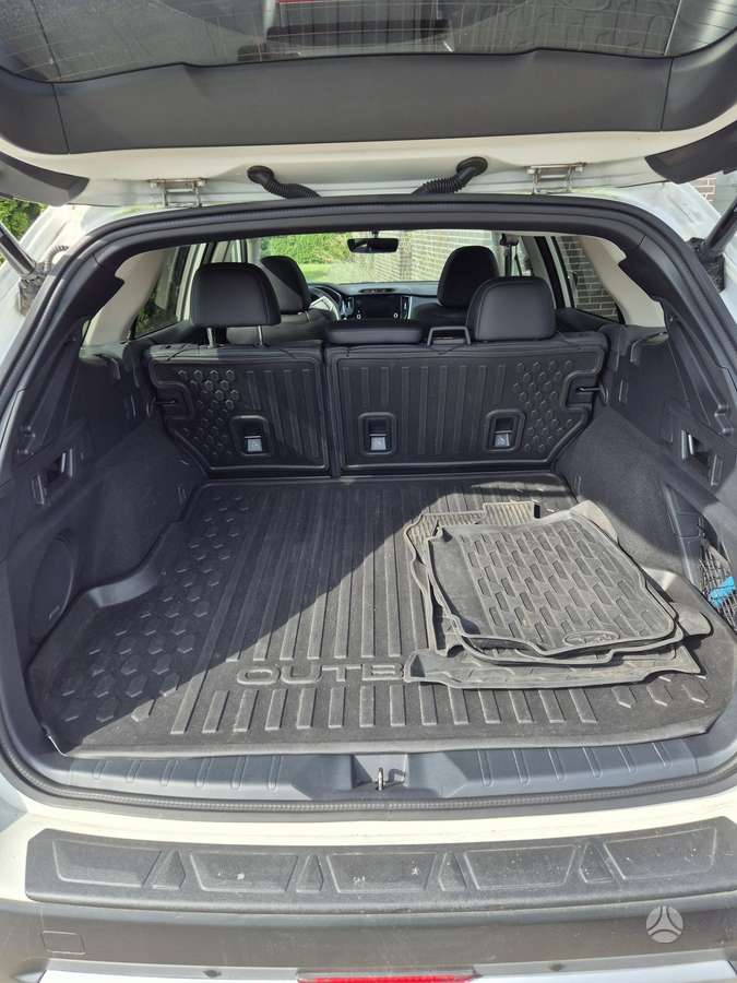 Subaru Outback - 10