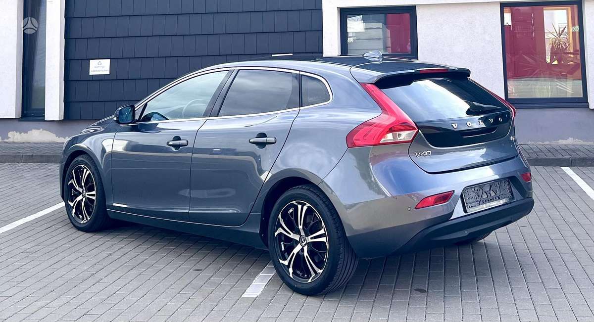 Volvo V40 - 4