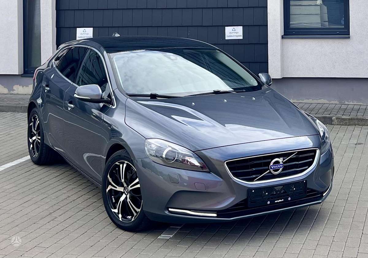 Volvo V40 - 2
