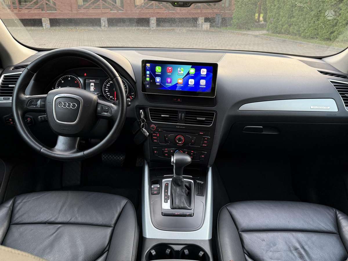 Audi Q5, 2.0 l., Внедорожник / Кроссовер