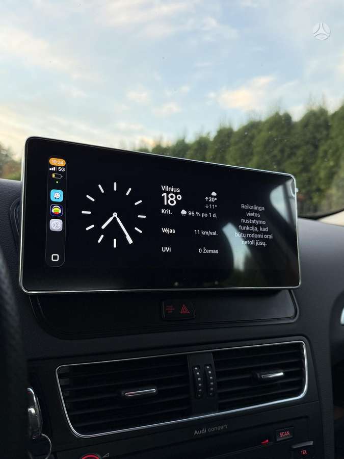 Audi Q5, 2.0 l., Внедорожник / Кроссовер