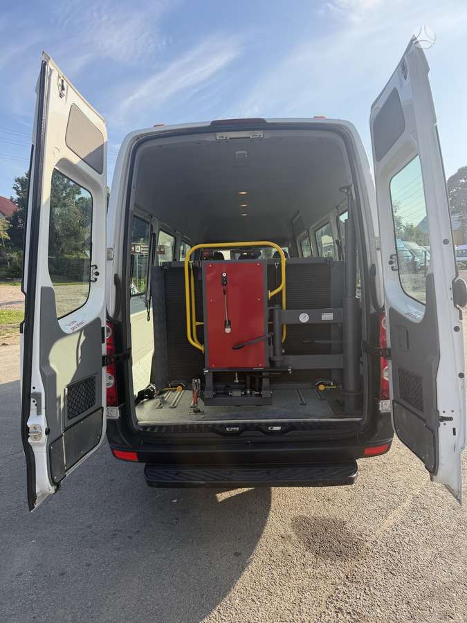 Volkswagen Crafter - 9